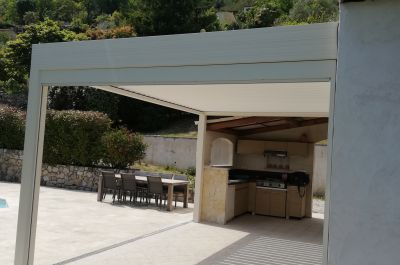 Pose de pergola bioclimatique Alu Glass Deco Cagnes sur Mer